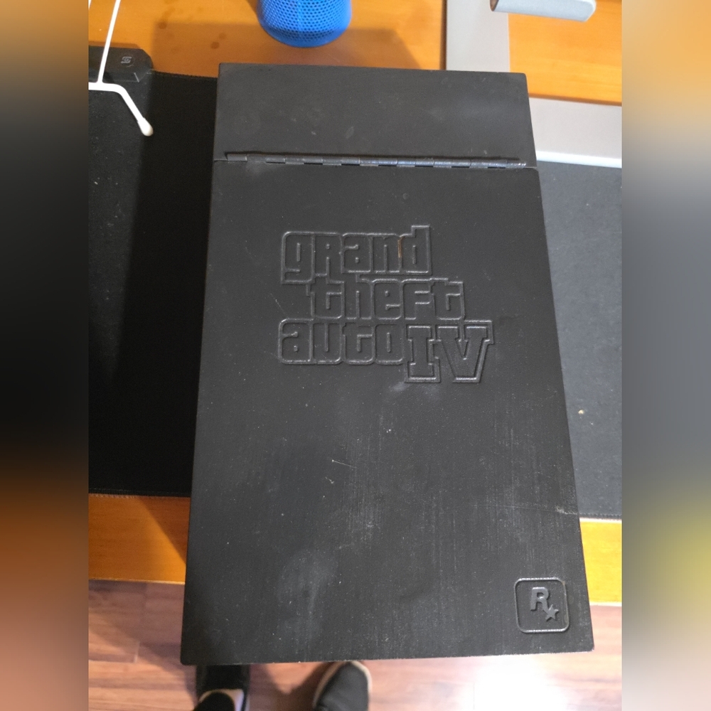 Grand Theft Auto IV Black Case